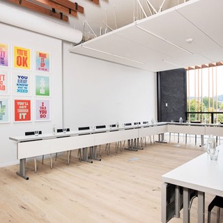 Artist: Susan O'Malley; Photographer: Angie Silvey