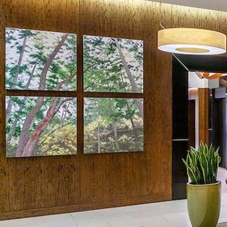 Artist: Elaine Coombs; Designer: House of Ruby; Photography: Kathryn MacDonald