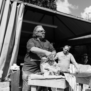 Steven Lustig demonstrating how he holds the stone when carving Steven Lustig demonstrating how he holds the stone when carving