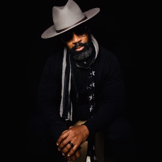DL Warfield DL Warfield