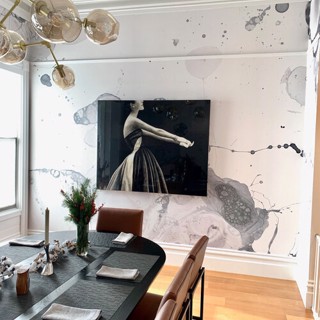 Artist: Jay Kelly; Designer: Lizette Bruckstein Artist: Jay Kelly; Designer: Lizette Bruckstein
