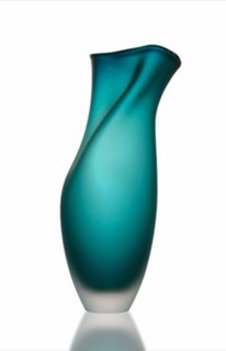 A Buyer's Guide for Blown Glass Bowls & Vases | The Marshall Gallery A Buyer's Guide for Blown Glass Bowls & Vases | The Marshall Gallery