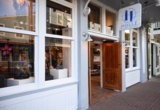 Gallery Photos | Hollē Fine Art Gallery