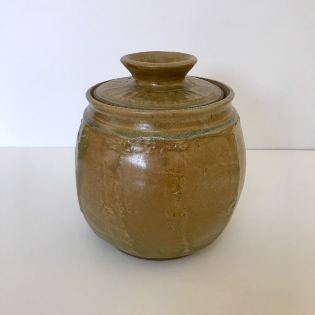 Richard Winslow | Round Pot With Lid | Ceramic | 8.5" X 7" | $90.00